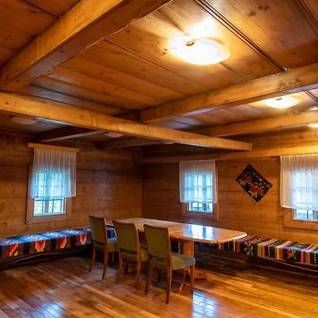Pensiunea Casa Bunicilor 4*