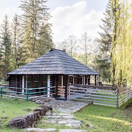 Pensiunea Casa Bunicilor 4* Manastirea Humorului